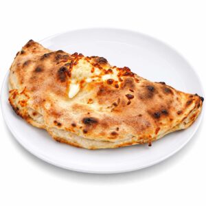 Пица Калцоне с шунка, гъби и пушено сирене